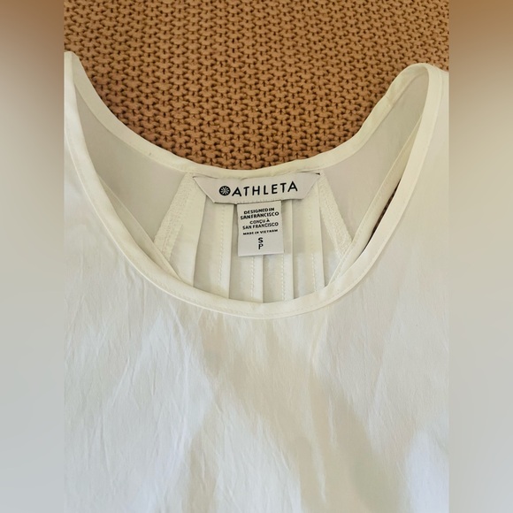 Athleta White High Neck Pleated Tank Size S - Picture 2 of 5